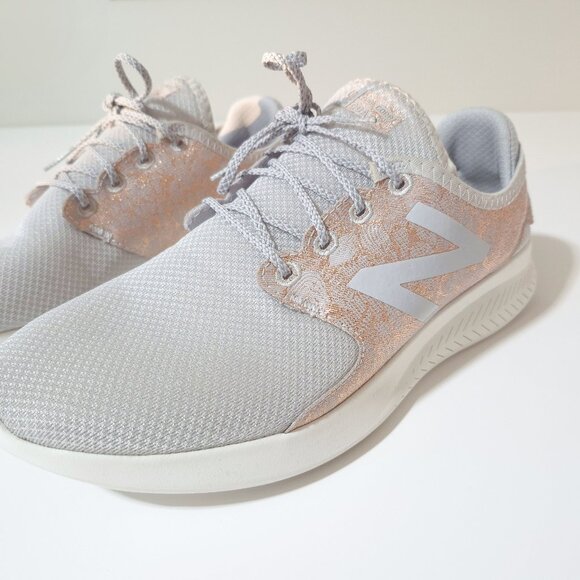New Balance Shoes - EUC New Balance silver, light grey & rose gold floral jacquard accented sneakers